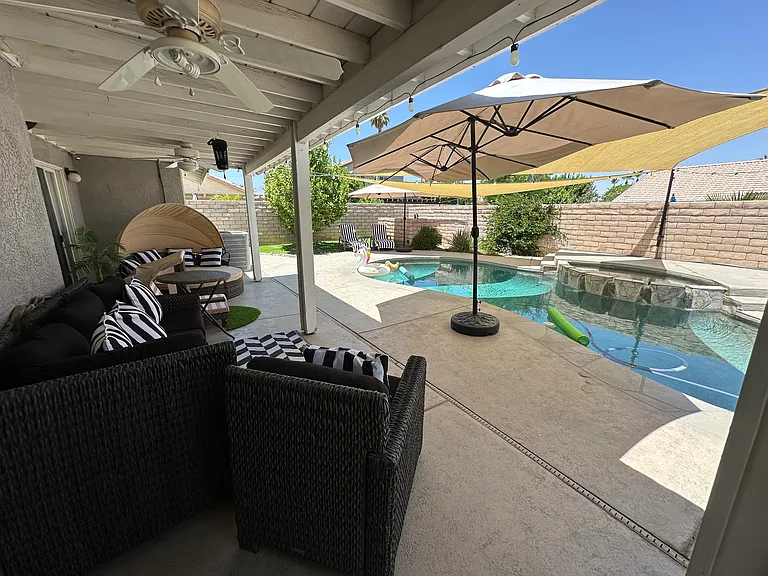 Irwin Cir — Photo 8
