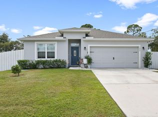 1672 SW Bascom Ave, Port Saint Lucie, FL 34983