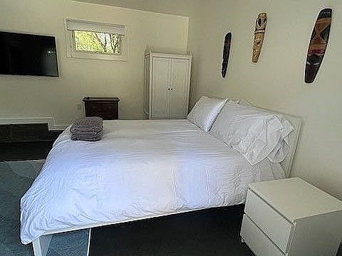 1st image of 54 Cypress Dr