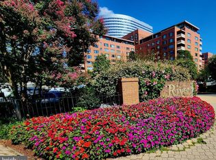 1121 Arlington Blvd APT 928, Arlington, VA 22209
