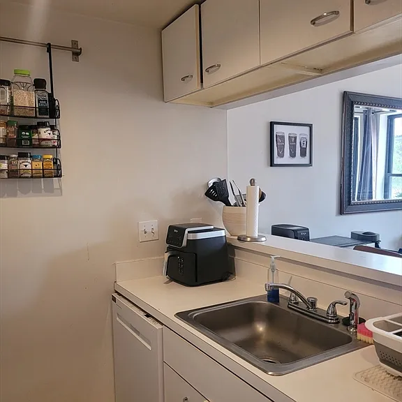 10 Isabella St #3 — Photo 6