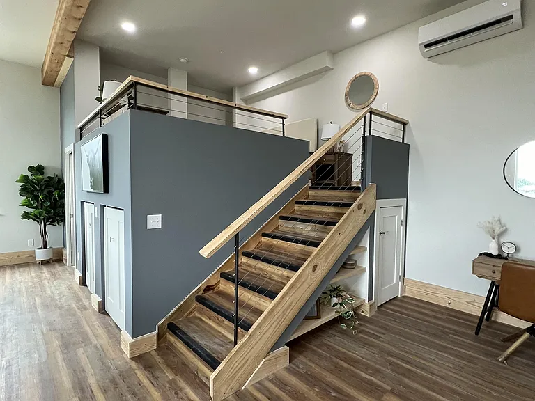 501 N Main St #203 — Photo 7