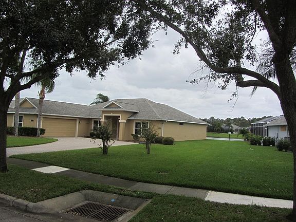 Left Side Yard with Lake View