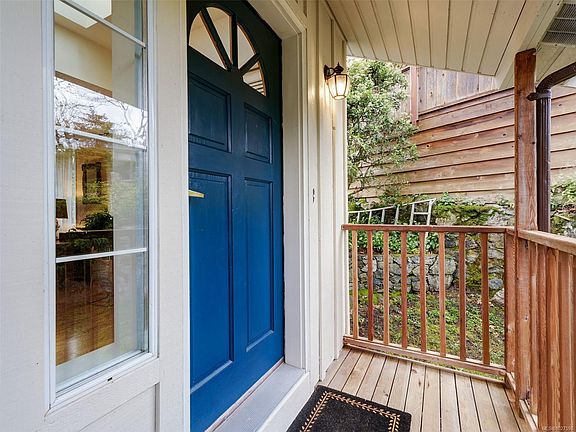 2nd image of 3512 Plymouth Rd