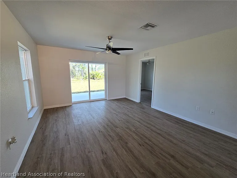 7021 San Bruno Dr — Photo 10