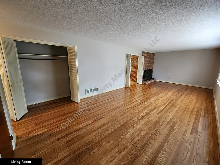 7241 Venus Rd — Photo 4