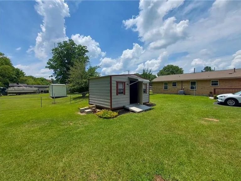 2802 Auburn St — Photo 4