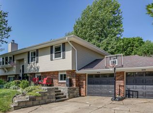 308 Maple Dr, Treynor, IA 51575