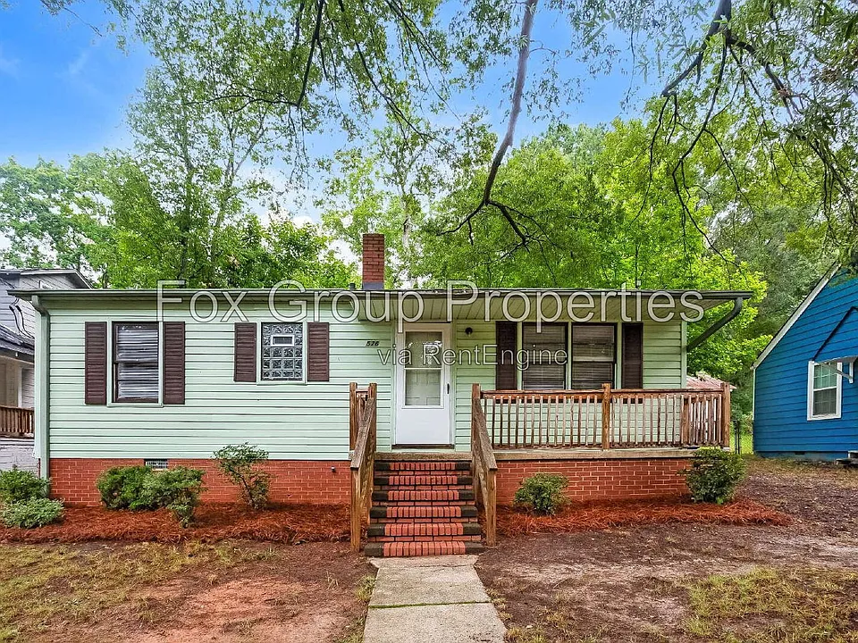 526 Hickory Ave