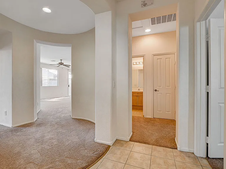 9215 Horseshoe Basin Ave — Photo 6