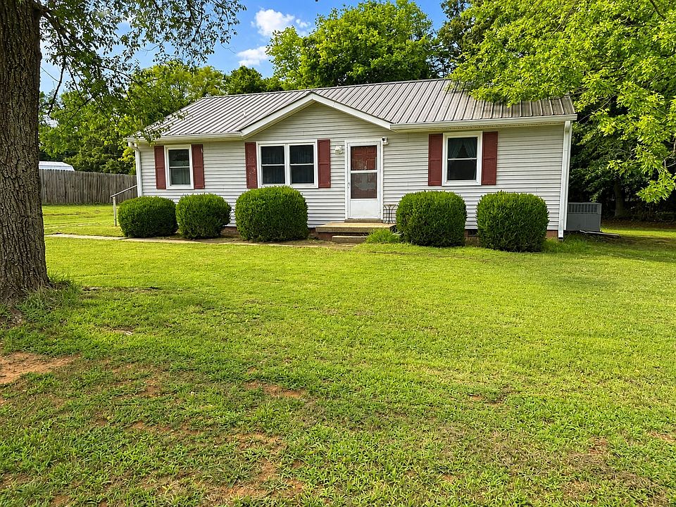 1st image of 307 Barkwood Dr