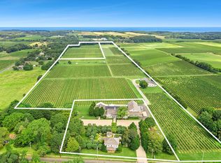 36225 Main Rd, Cutchogue, NY 11935