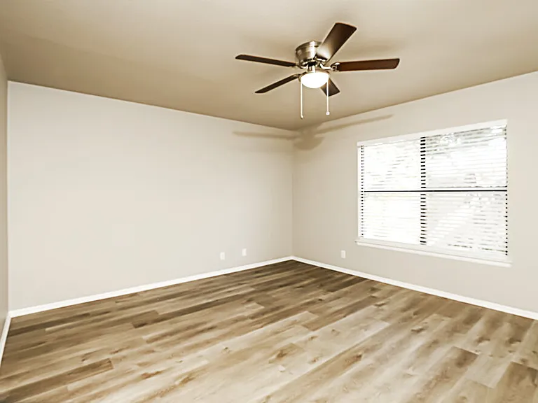10420 Arbor Blf — Photo 6