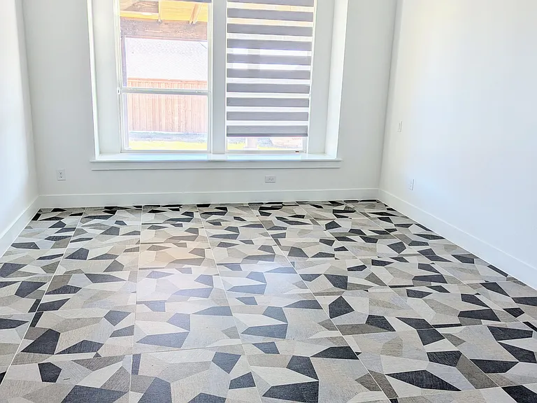 749 Pentonville Ln — Photo 17