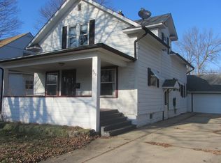 925 Franklin St, Dekalb, IL 60115