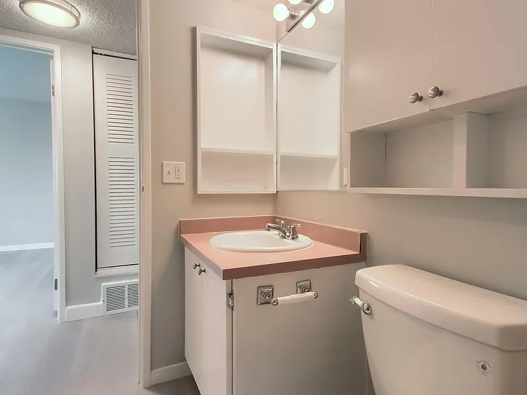 10211 Ura Ln #6-302 — Photo 16