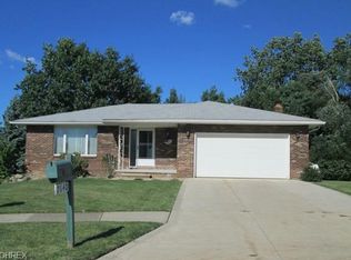 7640 Newcomb Dr, Parma, OH