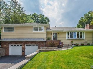 52 Dawn Ave, North Haledon, NJ 07508