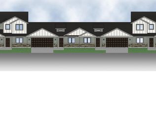 7220 E Waters Edge Pl, Sioux Falls, SD 57110