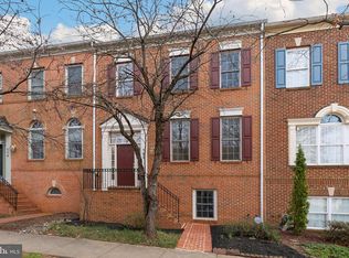 560 Longhorn Cres, Rockville, MD 20850