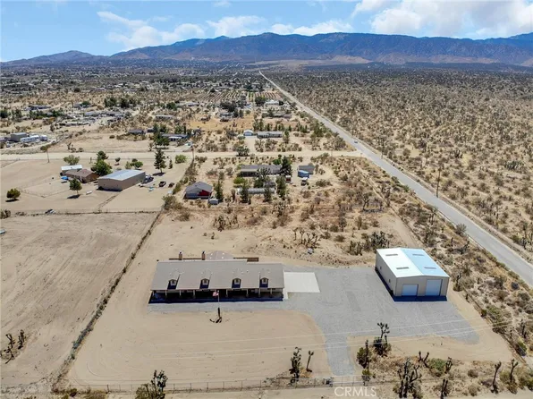 123 La Mesa Rd, Pinon Hills, CA 92372