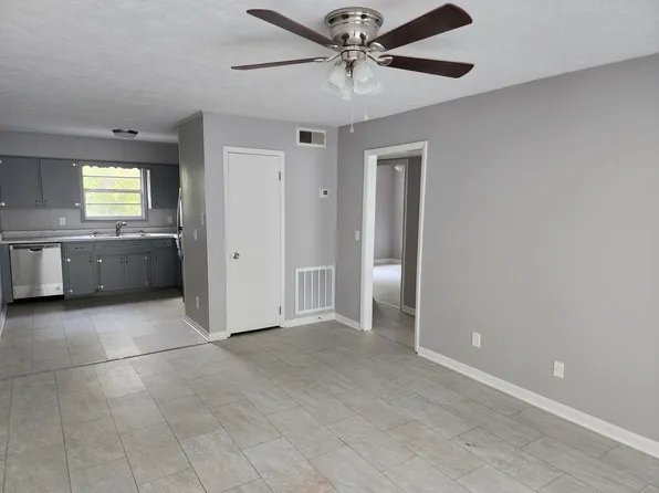 309 W Main St, Manchester, TN