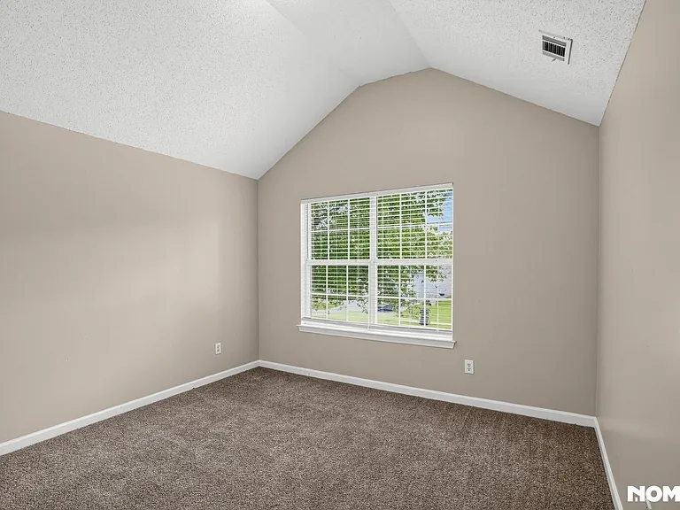 3693 Arminto Dr — Photo 27