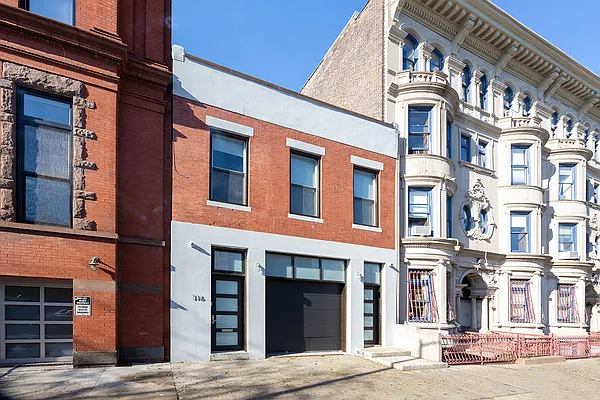 Rented by Corcoran | media 24