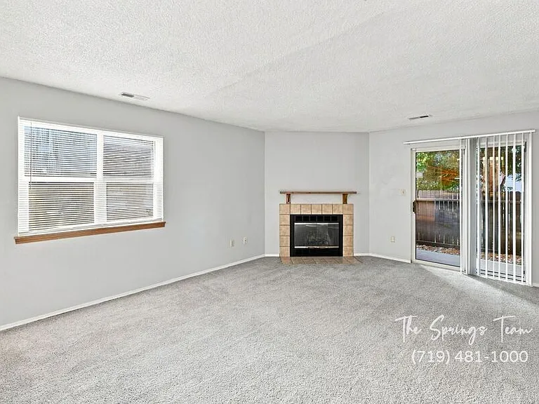 4349 Hunting Meadows Cir — Photo 13