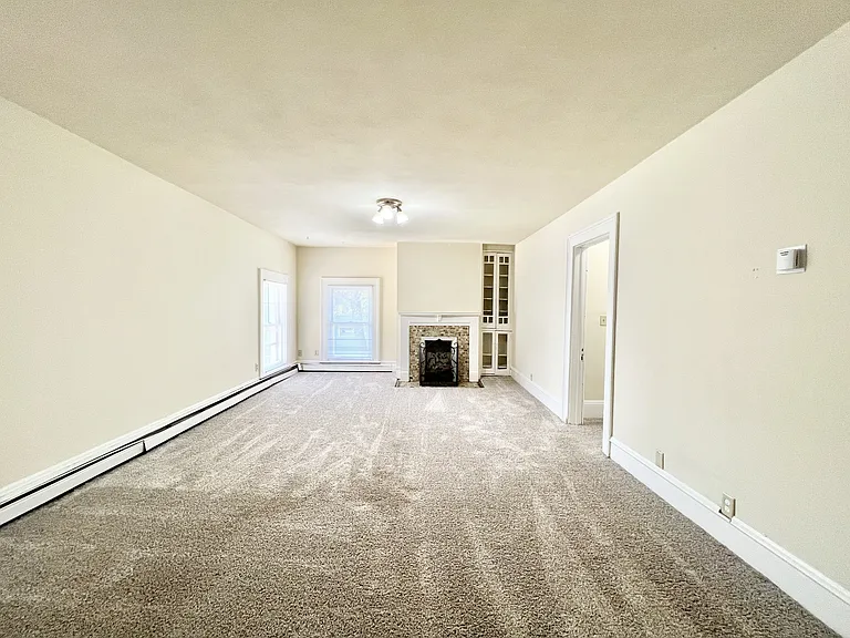 521 E Court St #4 — Photo 11