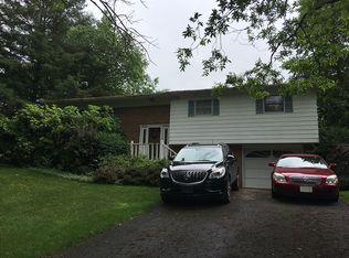 359 Talbott Cir, Lewisburg, WV 24901