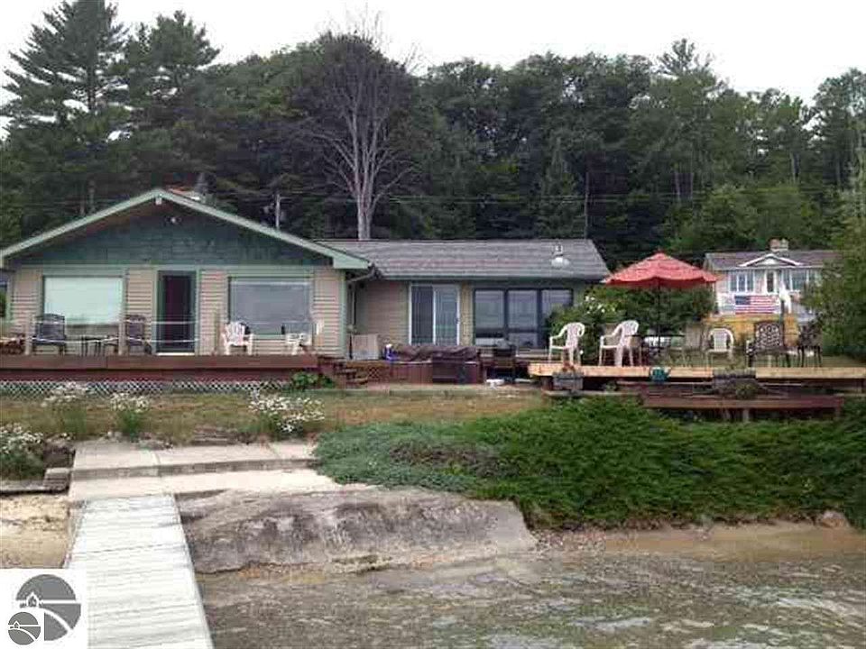 1st image of 12501 SW Torch Lake Dr