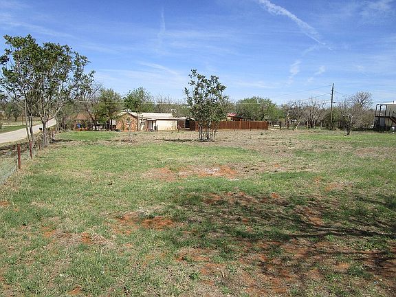 5th image of 907 W Oklahoma Ave