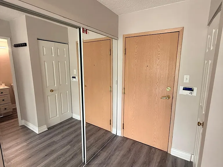 55 Elm Dr W #1401 — Photo 10