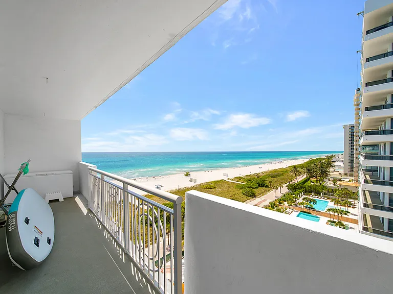 5825 Collins Ave #10G — Photo 1
