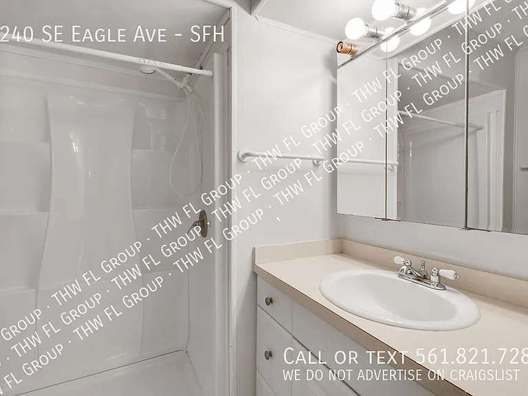 8240 SE Eagle Ave #SFH — Photo 6