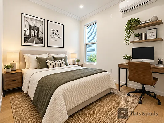 Bedroom, photo 3