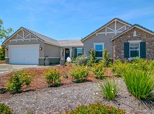 2085 James Gaynor St, Fallbrook, CA 92028