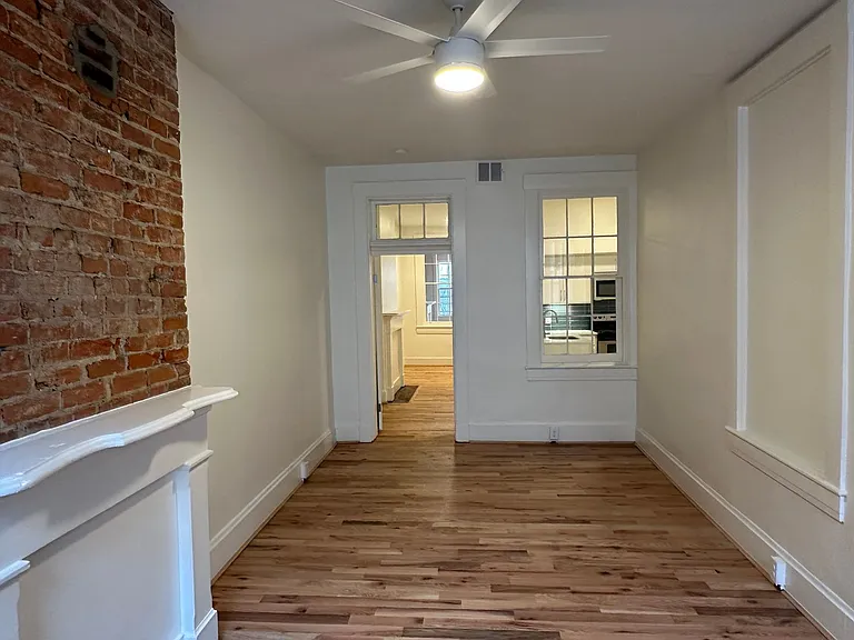 1307 Main St — Photo 9