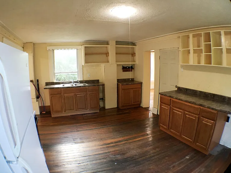 955 Main St #1 — Photo 9