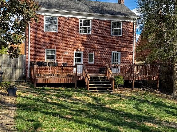3rd image of 103 Fairfax Dr