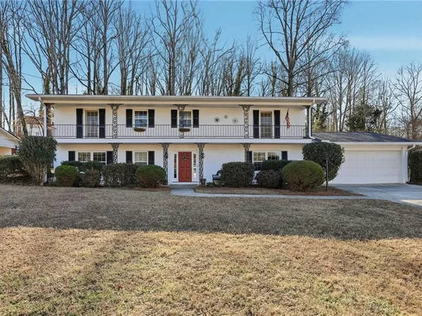 783 Holly Dr, Gainesville, GA 30501