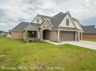 417 E 127th Pl, Jenks, OK 74037