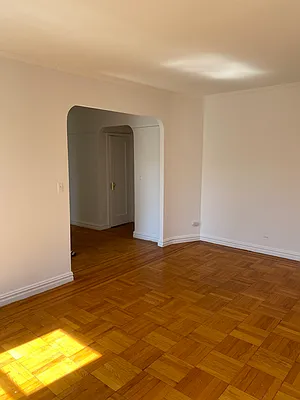 Rented by Lucien Perry | media 8