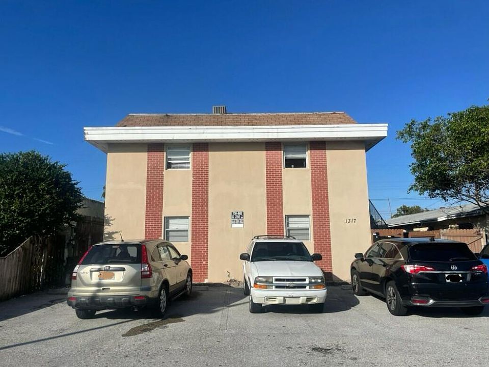 1st image of 1317 N Federal Highway