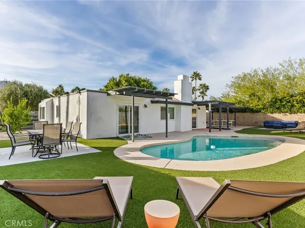 2564 N Aurora Dr, Palm Springs, CA 92262