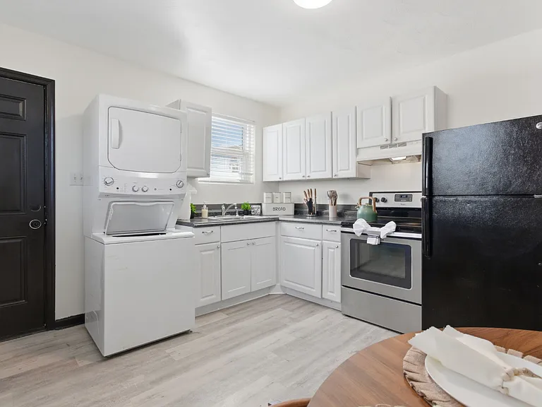361 Cherry St #A — Photo 14