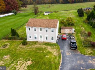 268 Hedge Rd, Elverson, PA 19520