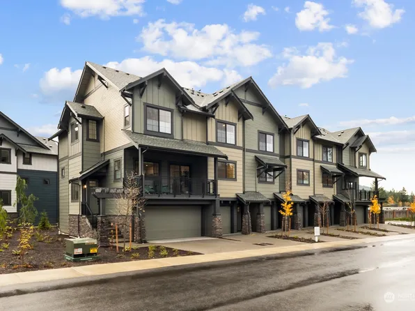 1843 SE 12 Street #203, North Bend, WA 98045