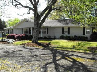 153 W Broadacre Rd, Dalton, GA 30721